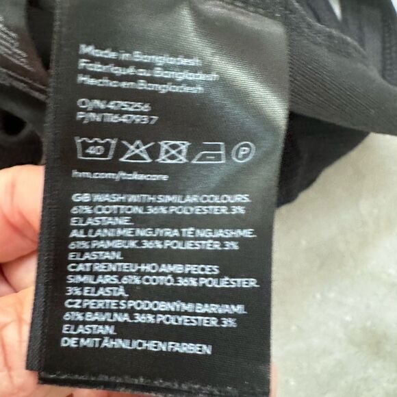 H&M Ribbed Racerback Thong Bodysuit. Size Small - Picture 9 of 9